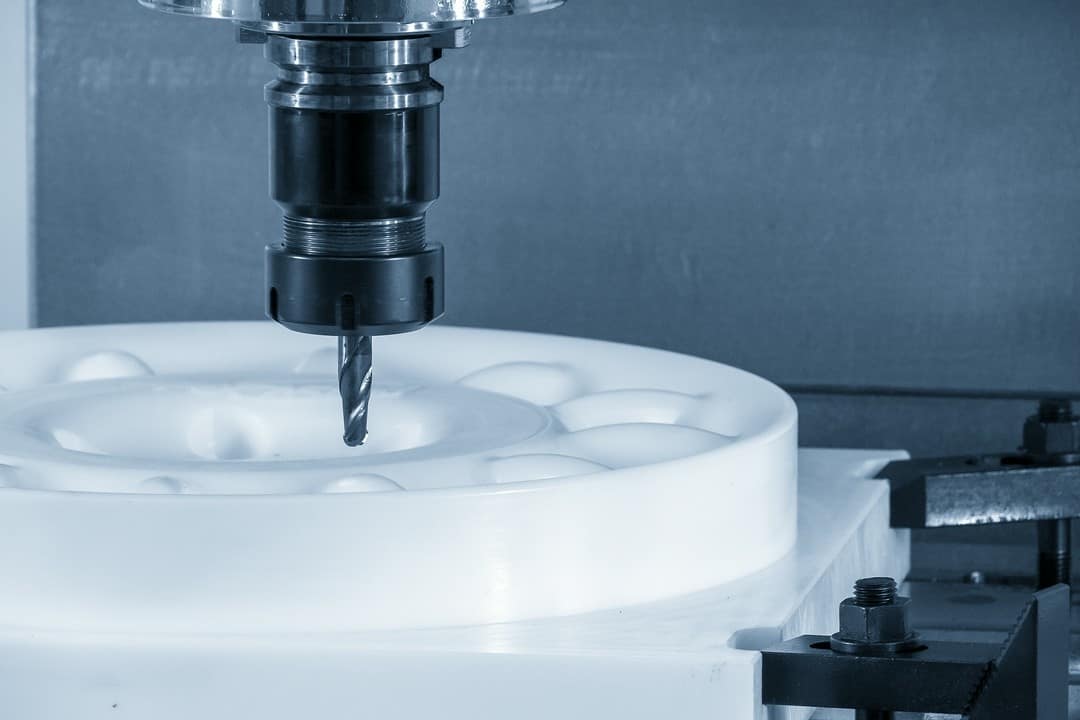 Frezowanie CNC kompozytów – precyzja i jakość w obróbce materiałów kompozytowych